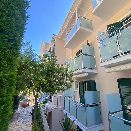 Oasis Hotel Perigiali Екстер'єр фото