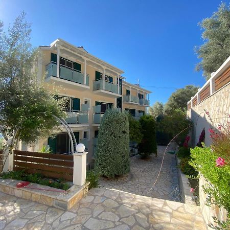 Oasis Hotel Perigiali Екстер'єр фото