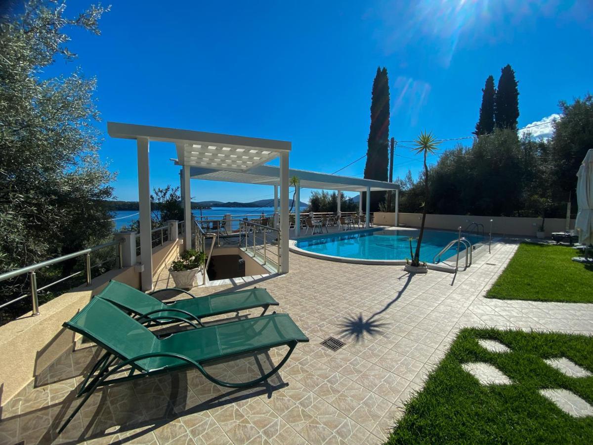 Oasis Hotel Perigiali Екстер'єр фото