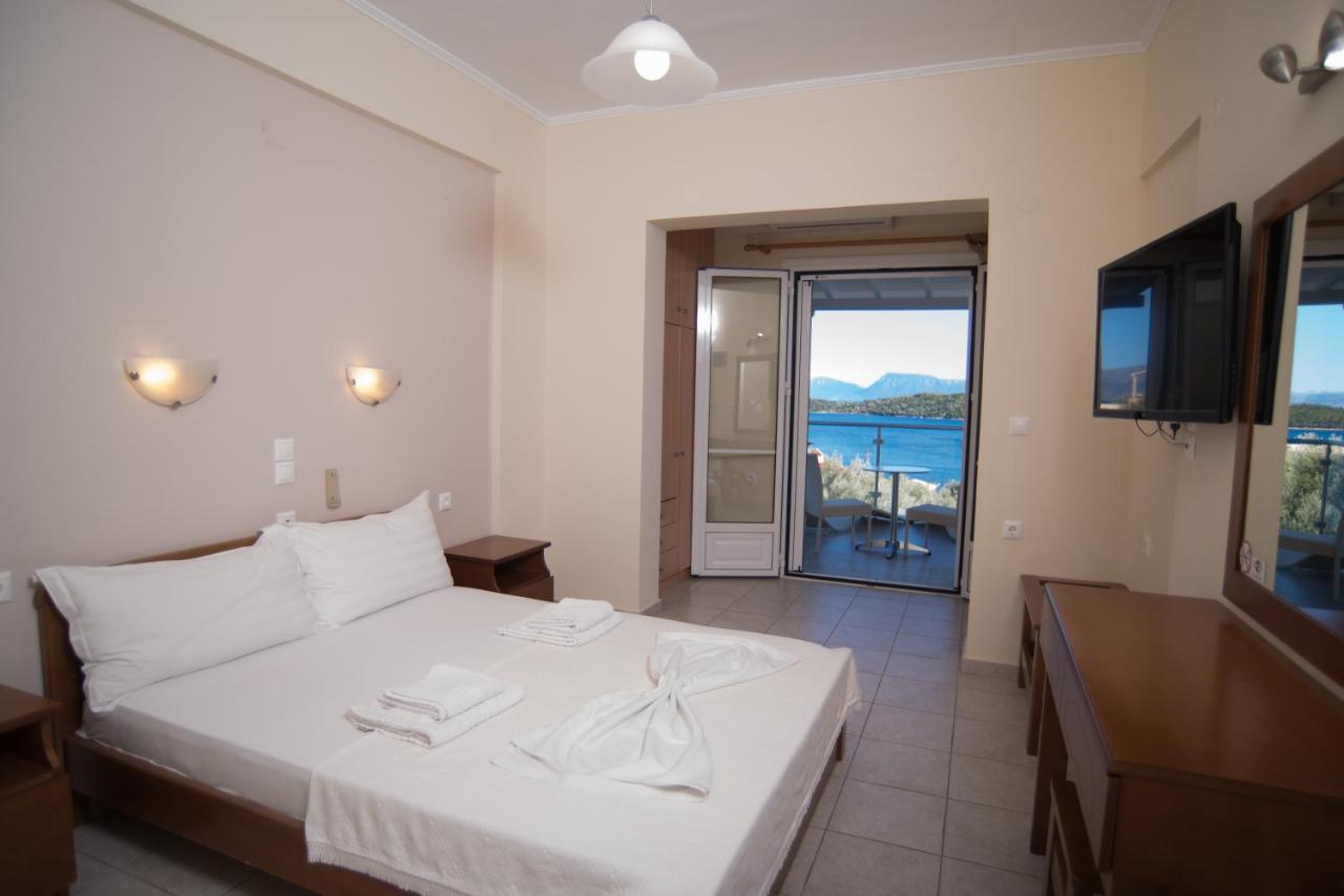 Oasis Hotel Perigiali Екстер'єр фото