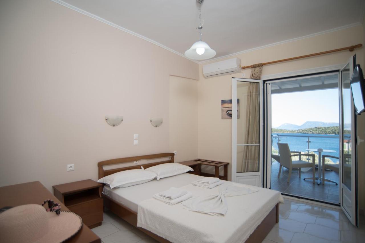 Oasis Hotel Perigiali Екстер'єр фото