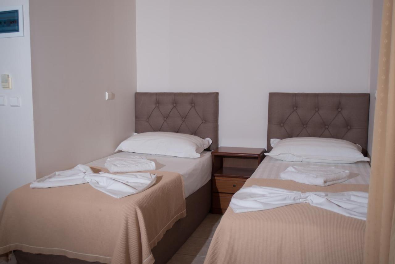 Oasis Hotel Perigiali Екстер'єр фото