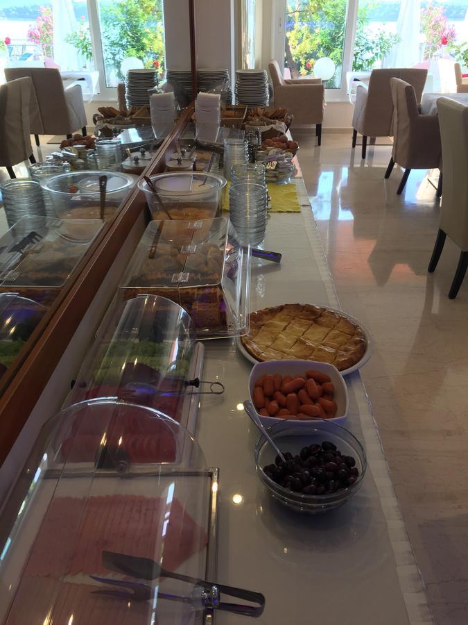 Oasis Hotel Perigiali Екстер'єр фото